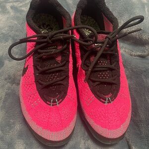 Nike Pink and Black Vapormax Flyknit 2023